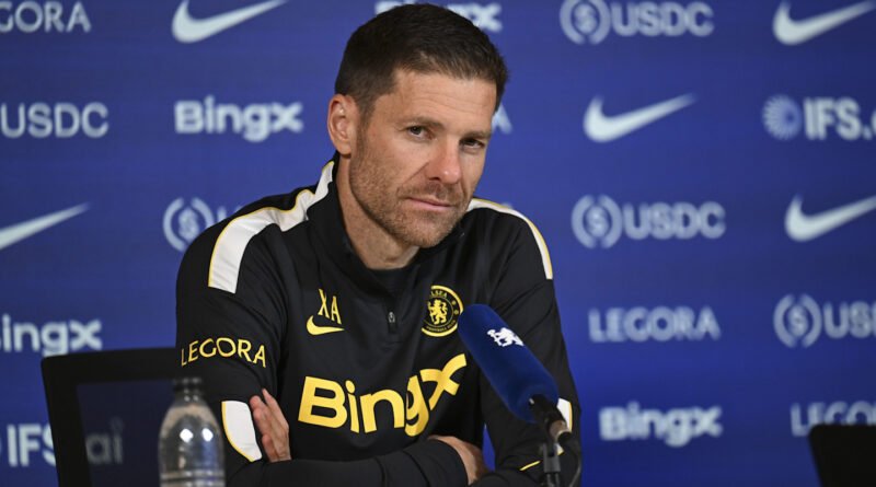 Chelsea head coach Xabi Alonso